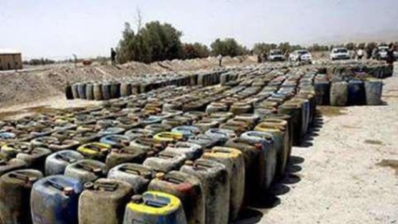 توقیف اتوبوس حامل سوخت قاچاق در شاهین‌شهر