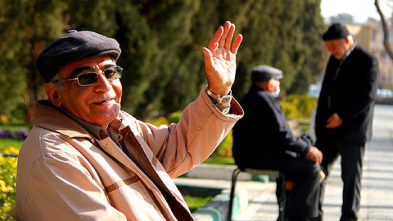 ماهانه بیش از ۱۷ هزار میلیارد تومان حقوق بازنشستگی پرداخت می‌شود
