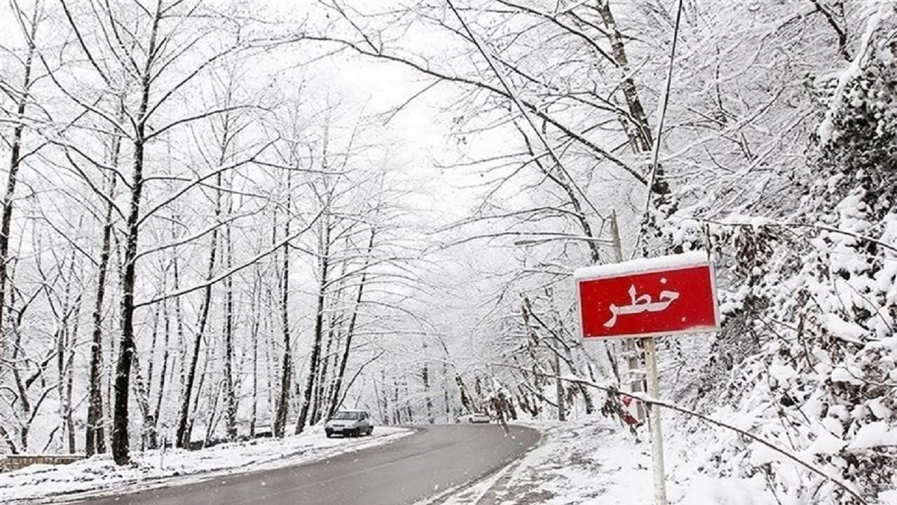 محور زندانه در محدوده اسالم به خلخال مسدود است