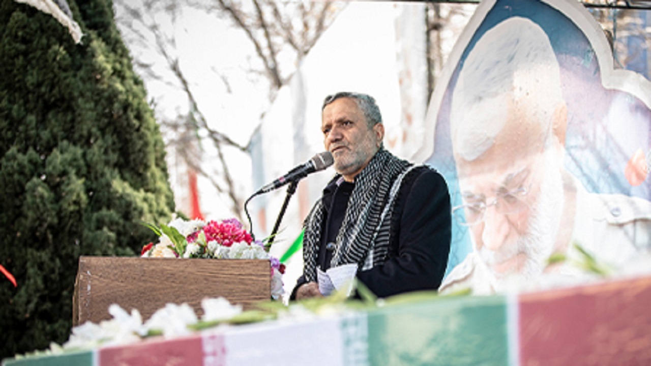 جنگ فقر و غنا پایان‌ناپذیر است