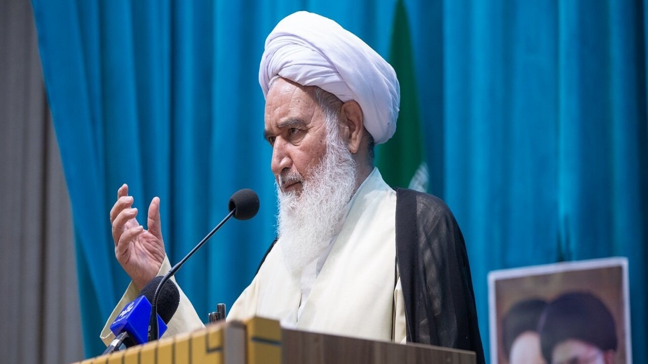 آیندگان و جوانان باید بدانند چه کسانی پشت پرده اغتشاشات اخیر بوده‌اند