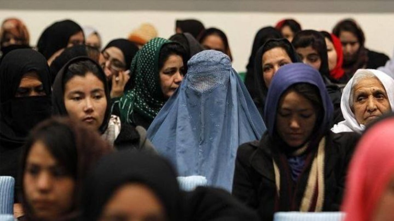 تاجر اماراتی برای ۱۰۰ دختر افغانستانی زمینه تحصیل را فراهم می‌کند