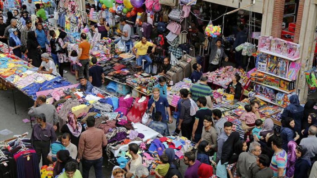 نظارت بازرسان جهاد کشاورزی بر بازار آبادان