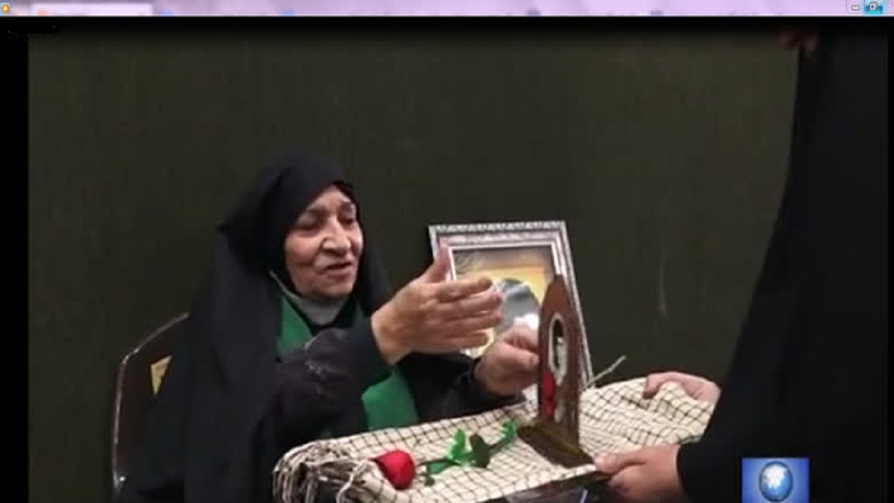برگزاری مراسم بزرگداشت مادران و همسران شهدا در یزد