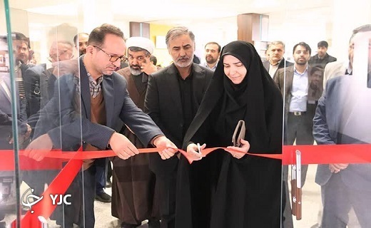 افتتاح نمایشگاه آثار شهید نخبه یزدی افتتاح نمایشگاه آثار شهید نخبه یزدی
