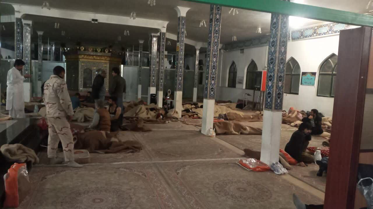 اسکان اضطراری بیش از هزار نفر در جادههای خراسان جنوبی اسکان اضطراری بیش از هزار نفر در جادههای خراسان جنوبی