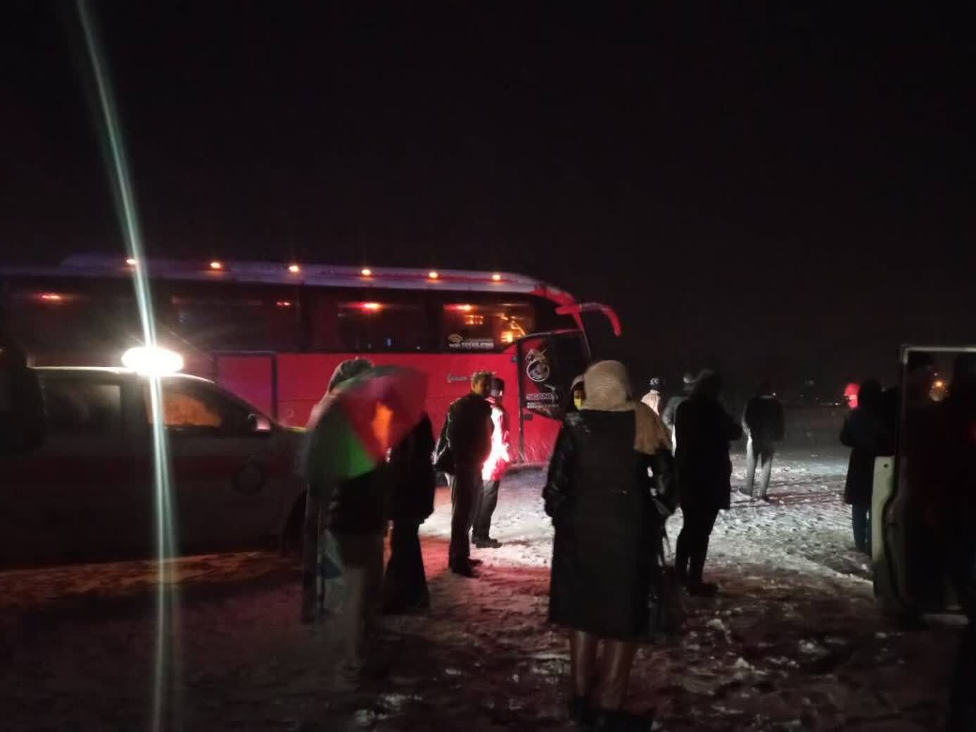 اسکان اضطراری بیش از هزار نفر در جادههای خراسان جنوبی اسکان اضطراری بیش از هزار نفر در جادههای خراسان جنوبی
