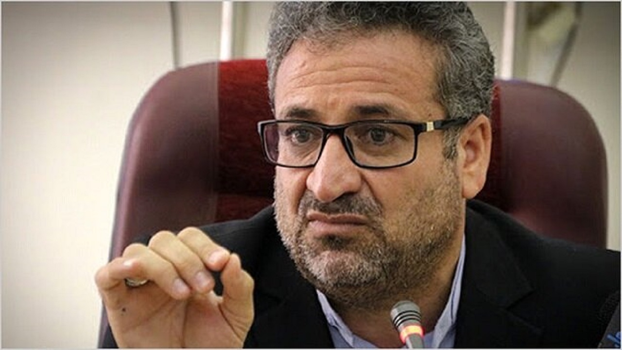 باید آقایی دلار را زیر سوال ببریم