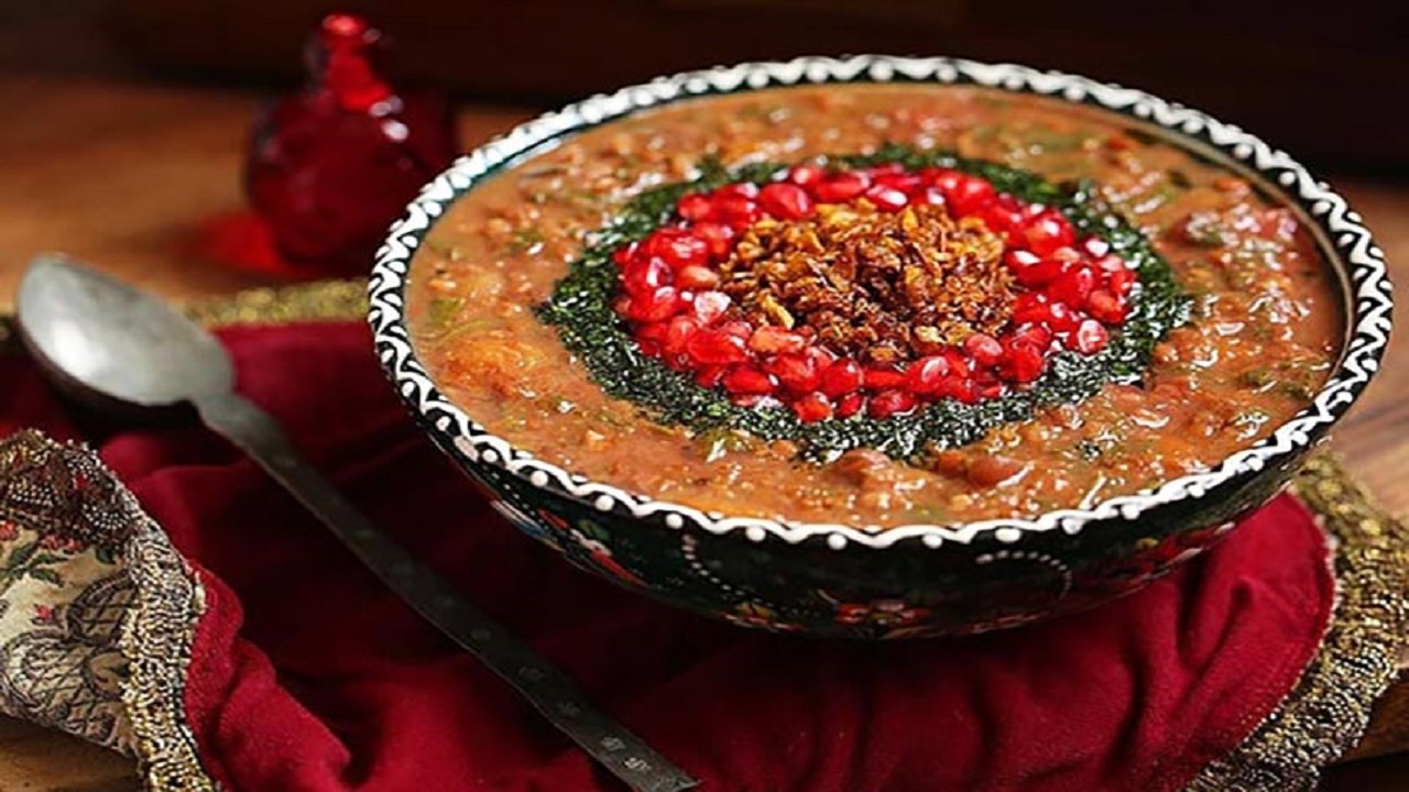 با طبخ آش‌های محلی ما را مهمان خانه‌هایتان کنید