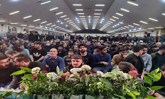 جوانان عزیز فریب سلبریتیهای فراری و وطن فروش را نخورید جوانان عزیز فریب سلبریتیهای فراری و وطن فروش را نخورید