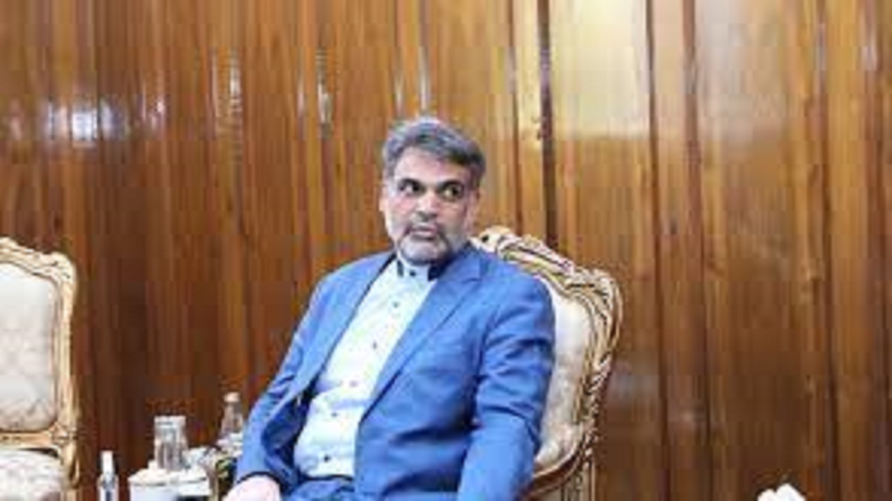 از تفکیک حوزه انتخابیه بهار و کبودراهنگ دفاع می‌کنم