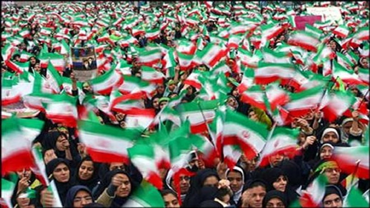 با توجه به هجمه‌های دشمنان دهه فجر امسال تیر خلاصی به قلب دشمن خواهد بود