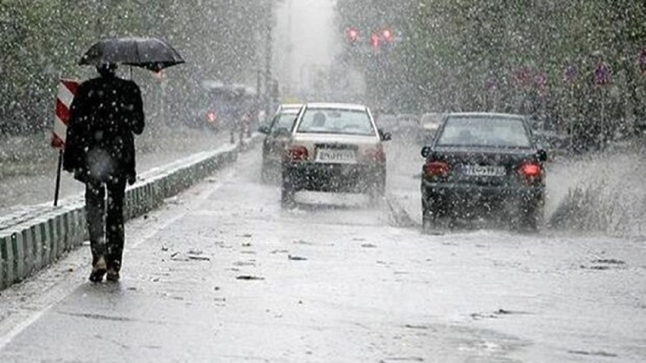 رانندگان از سفرهای غیرضروری اجتناب کنند