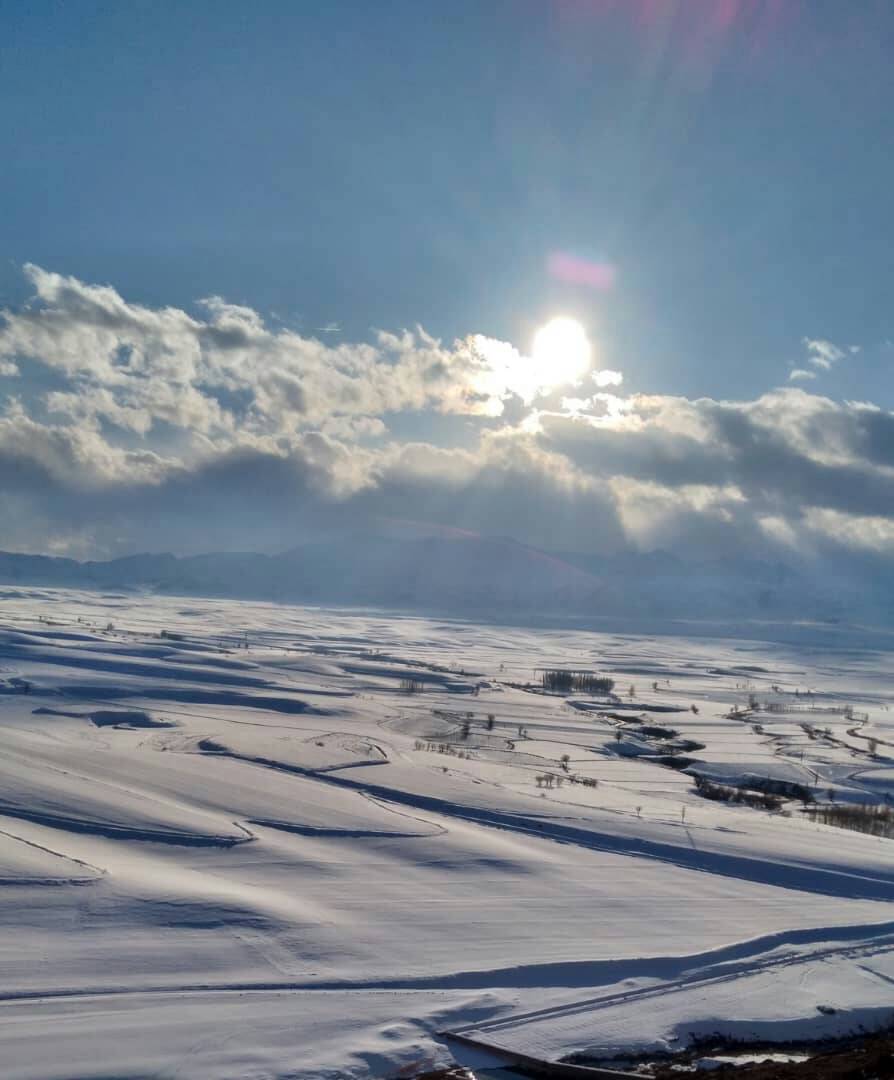 از