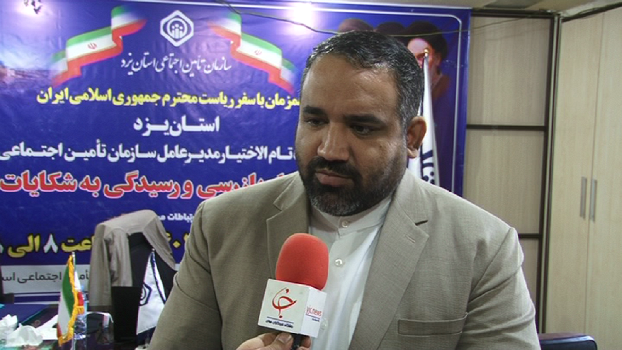 بررسی مشکل بیمه کارگران ساختمانی با برگزاری میز خدمت تامین اجتماعی