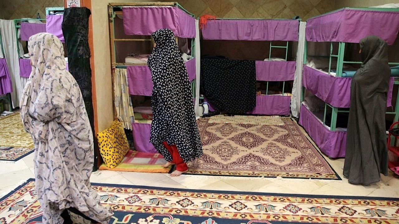 ۵۰ بانوی زندانی آزاد و ۴۳۱ نفر به مرخصی رفتند
