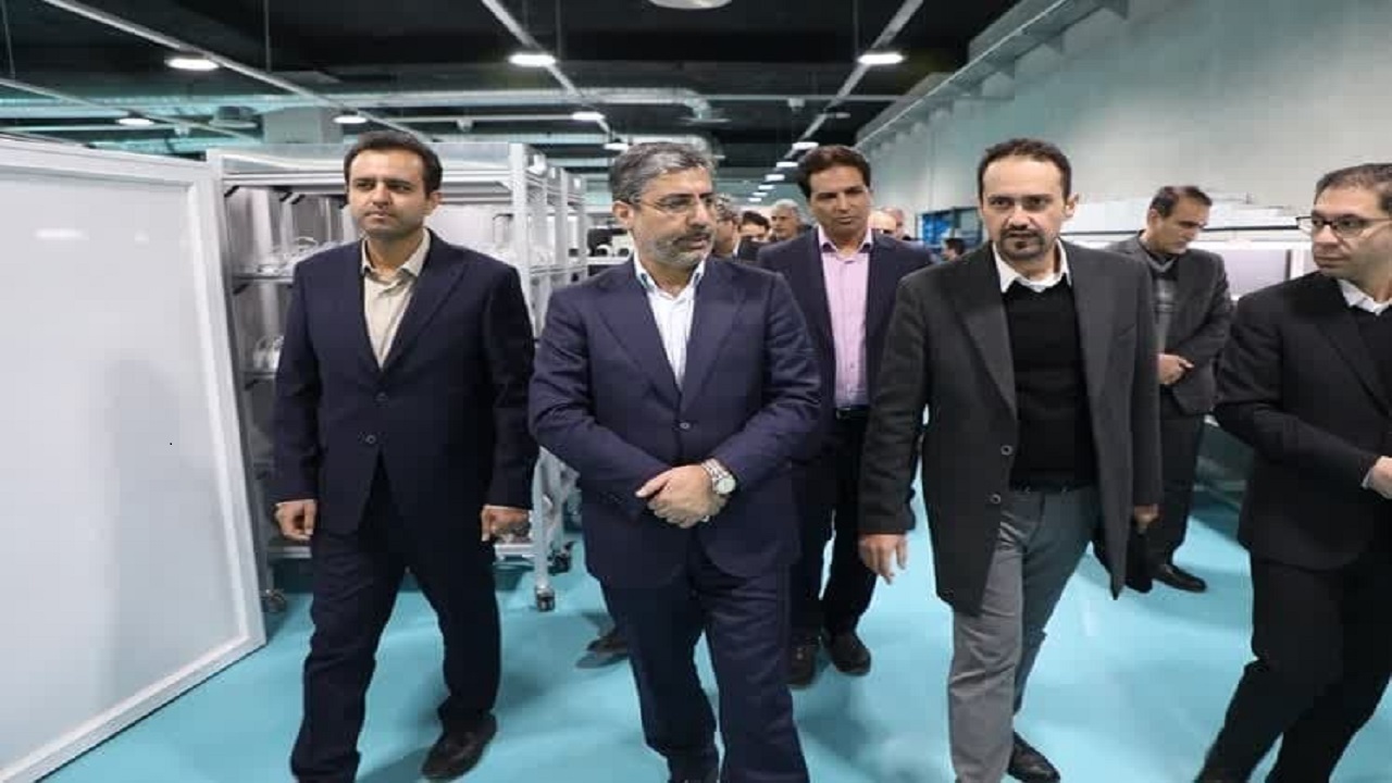 راه ایجاد توسعه متوازن در کشور از تولید می‌گذرد
