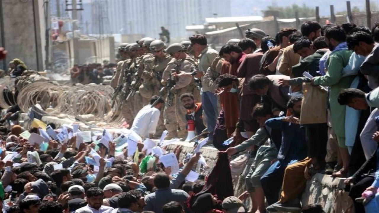 خلف وعده انگلیس از پذیرش اتباع آسیب پذیر افغانستانی