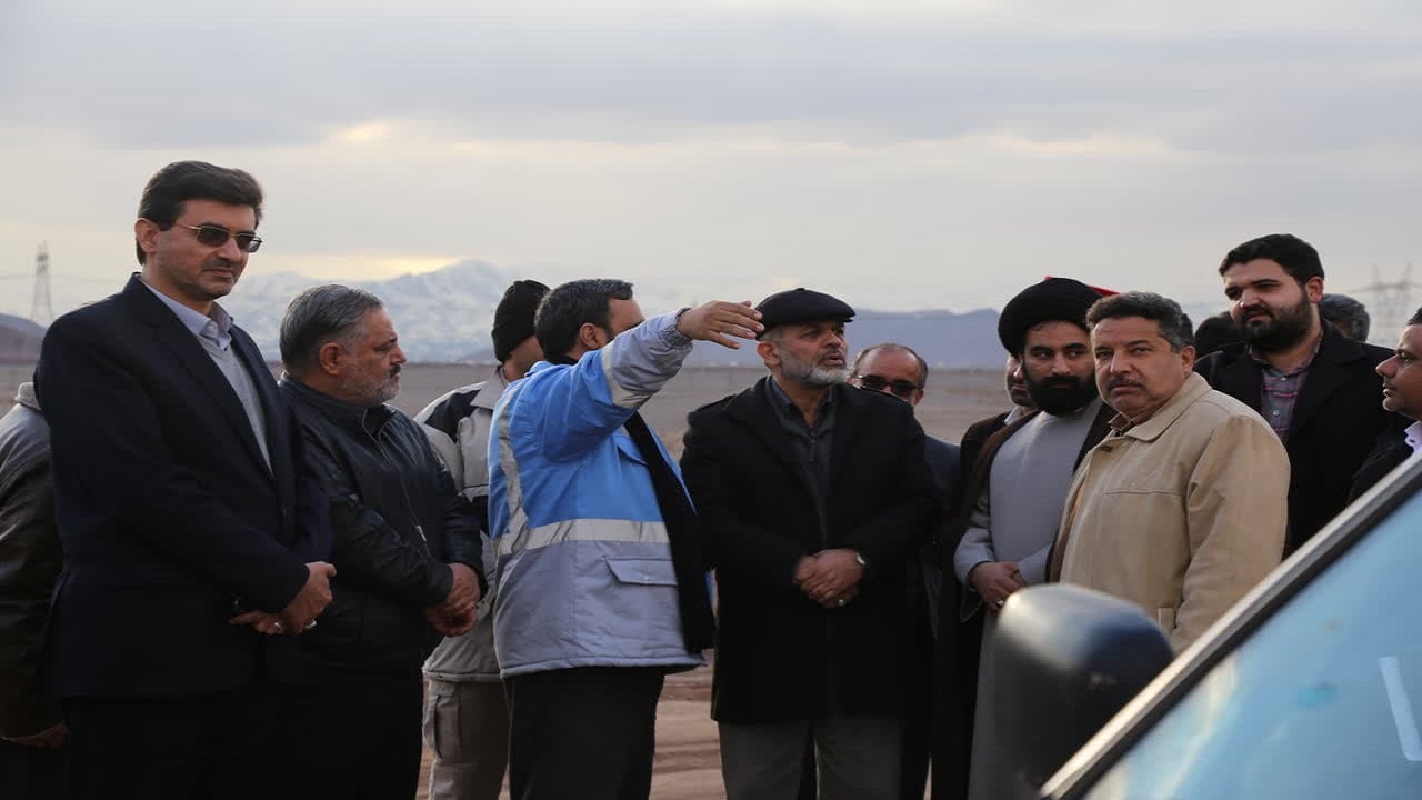 بازدید وزیر کشور از سیل بند‌ها در یزد