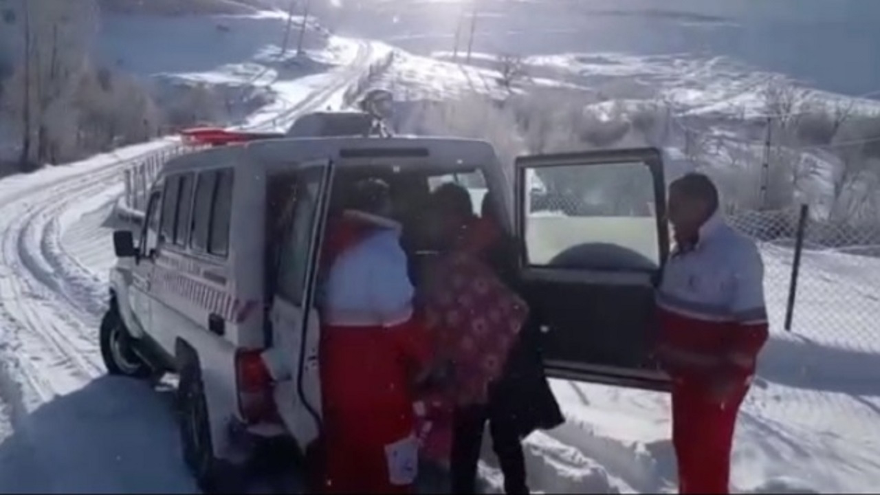 نجات مادر باردار در بخش کندوان میانه