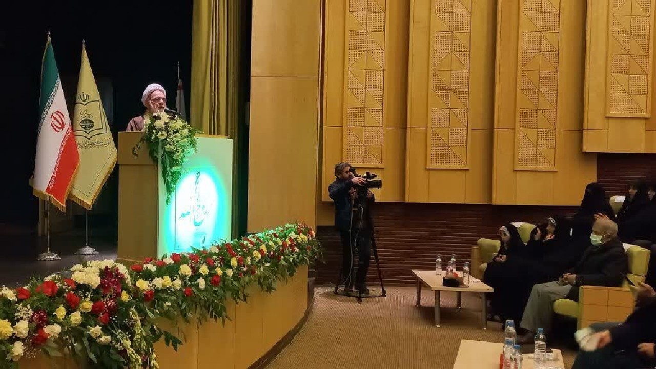 دشمنان دنبال رواج فرهنگ مبتذل غرب در ایران هستند