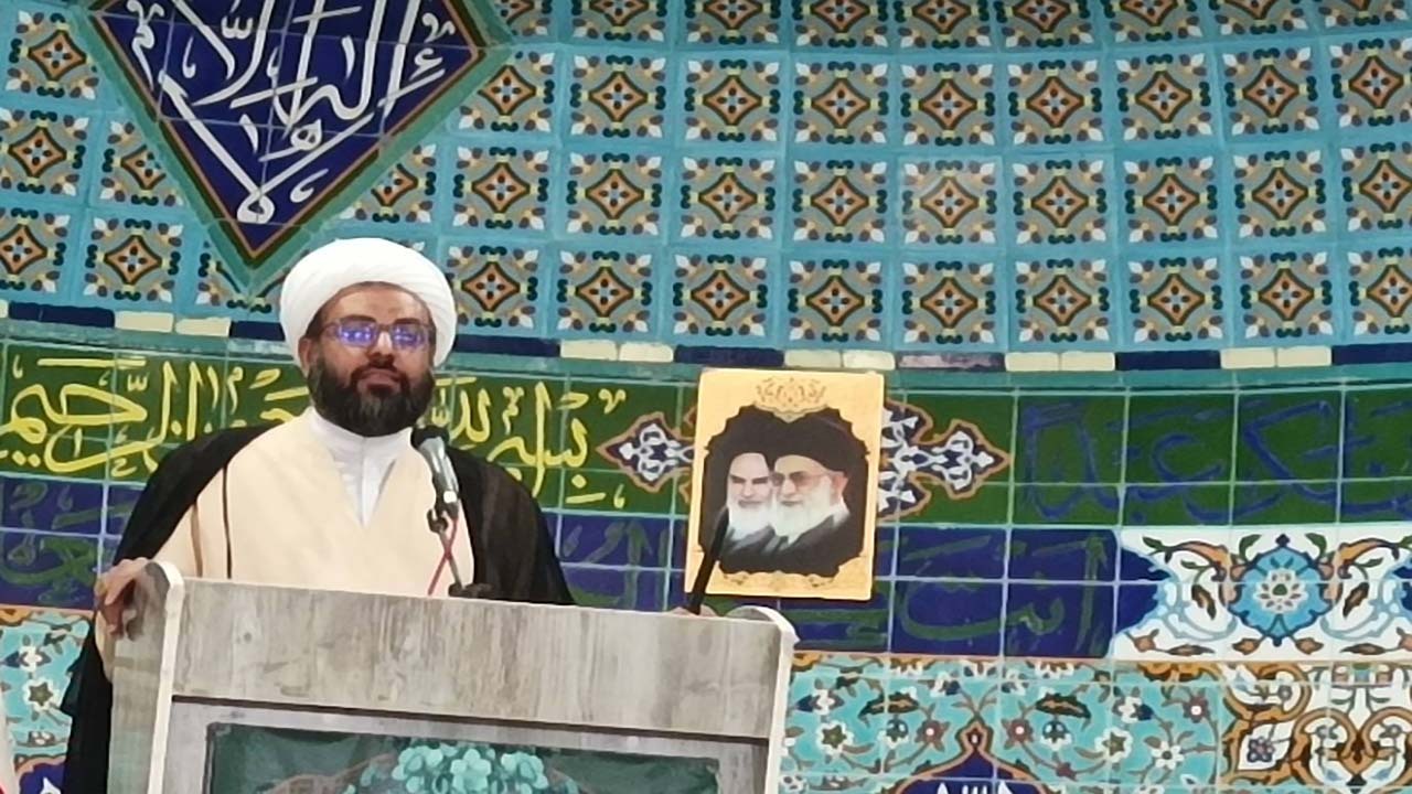 خط قرمز مردم ایران، ولی فقیه است