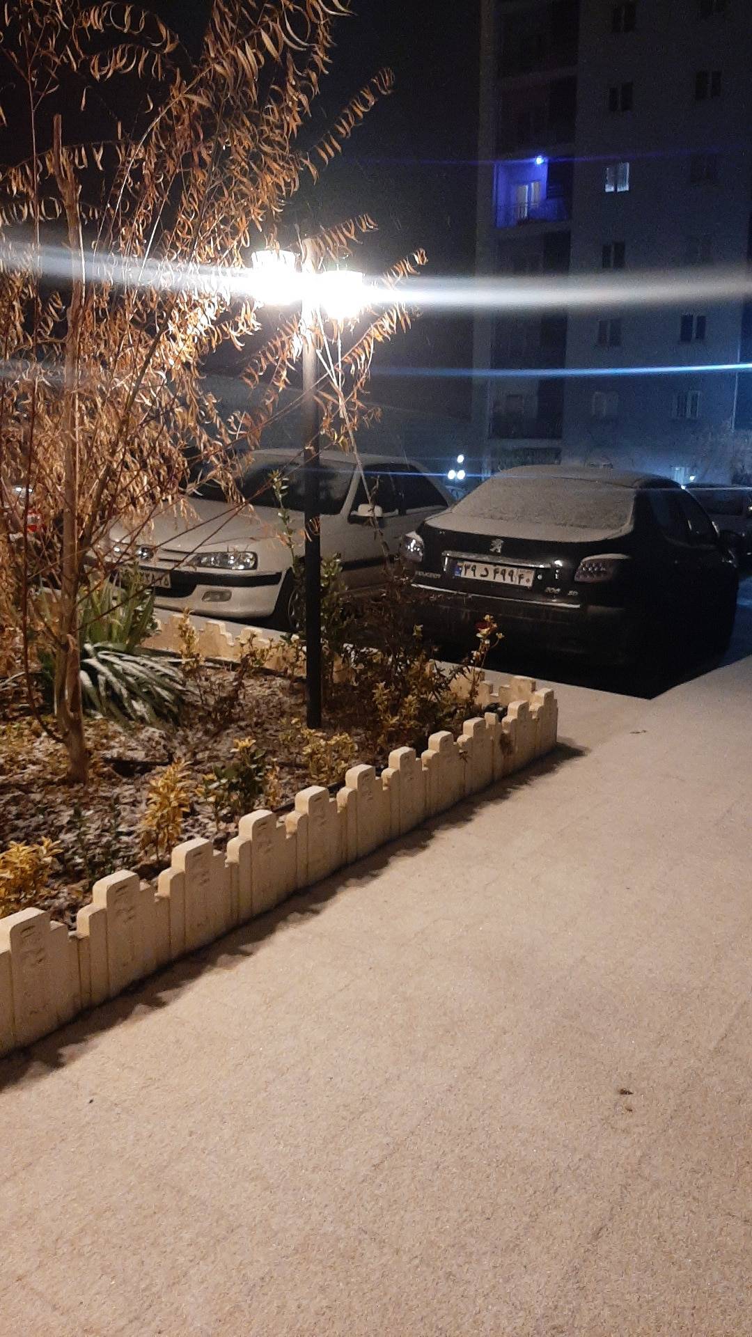 برف
