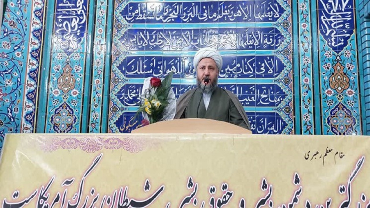 نمازجمعه مشت محکم بر دهان استکبار است