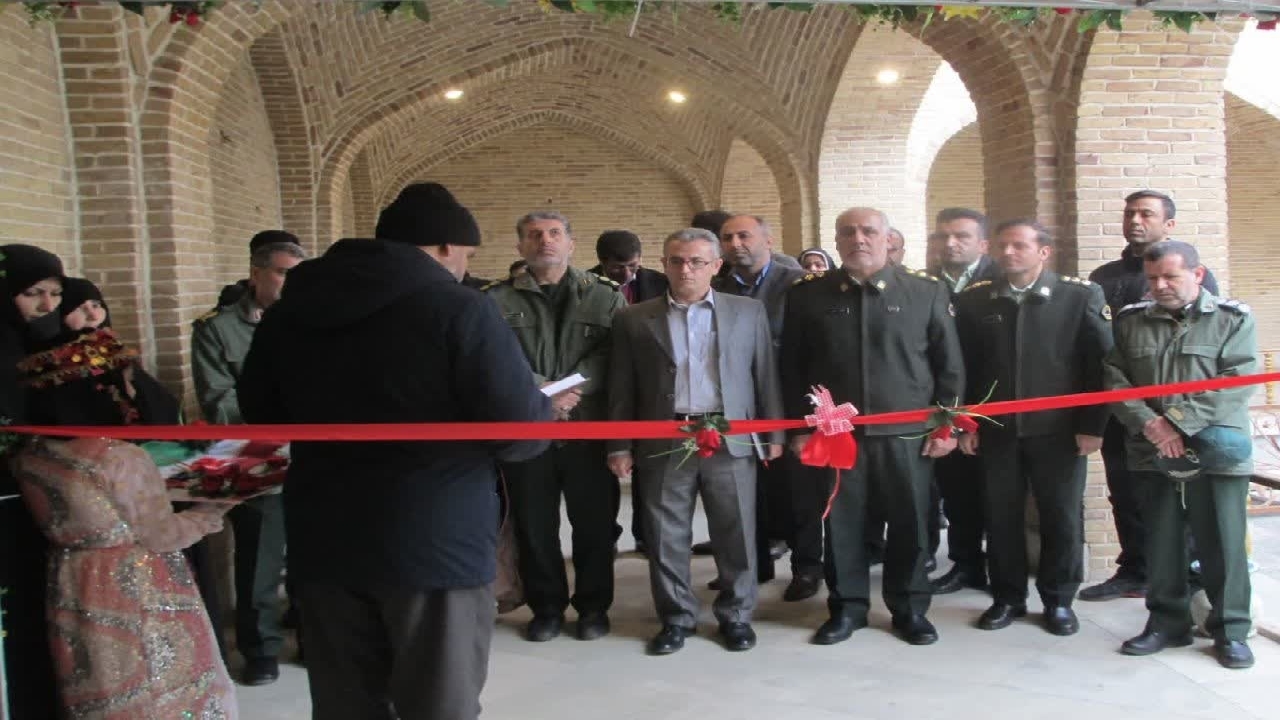 برپایی نمایشگاه زیست‌عفیفانه در خانه کُرد سنندج