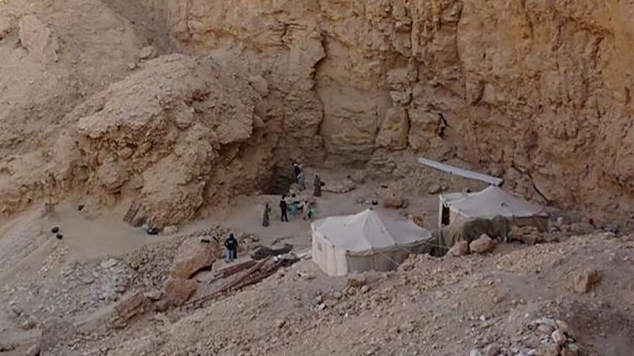 کشف مقبره خانوادگی یکی از فراعنه مصر