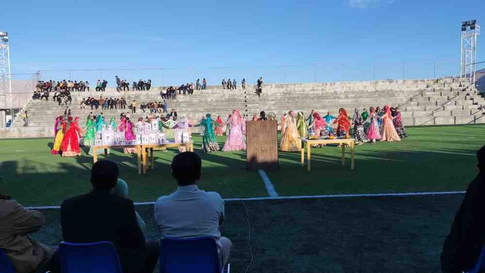 جشن لارستانی&zwnj;ها در روز میلاد حضرت فاطمه زهرا (س) + تصاویر