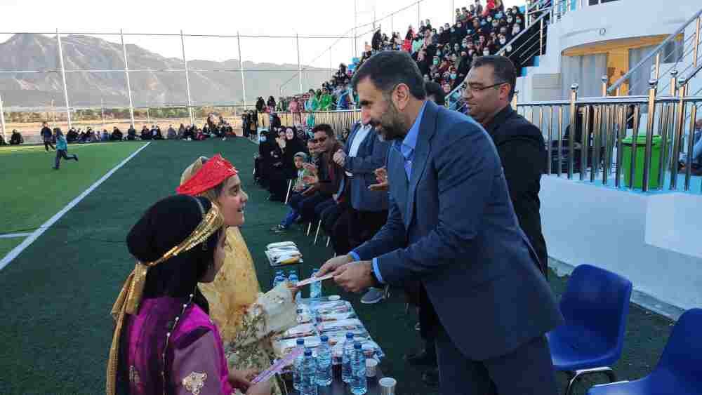 جشن لارستانی&zwnj;ها در روز میلاد حضرت فاطمه زهرا (س) + تصاویر