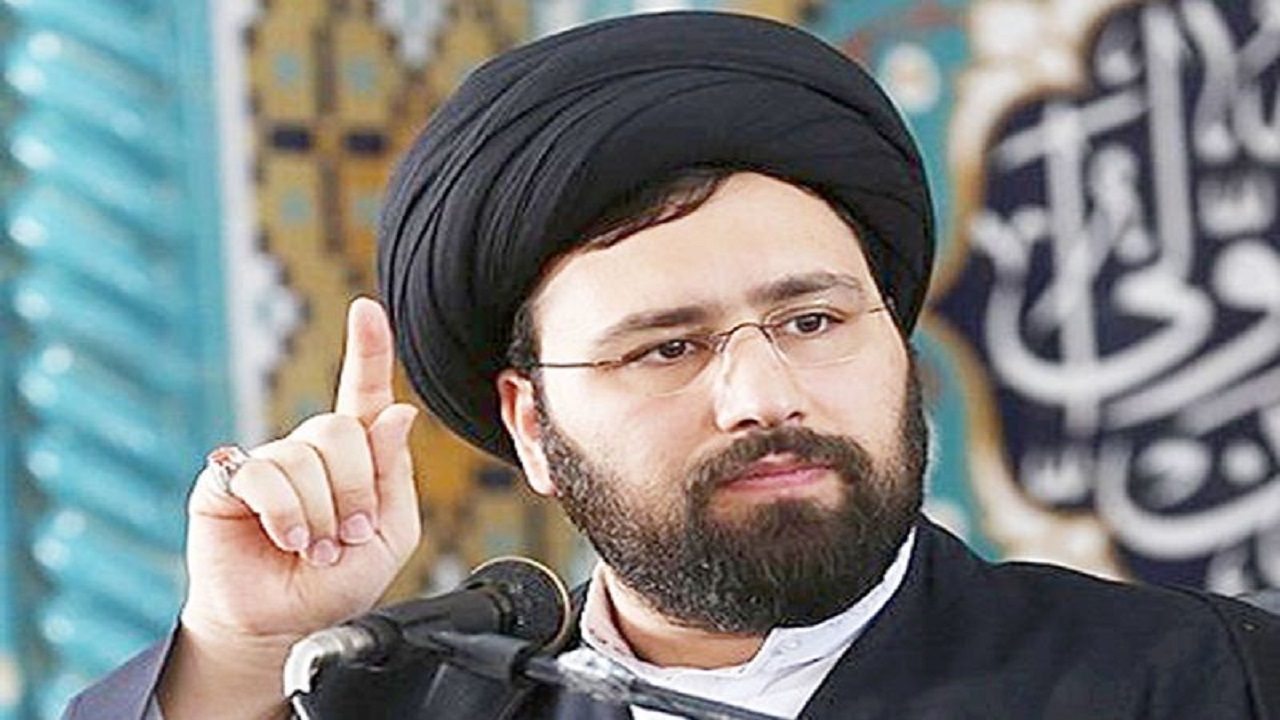 هرچه ضربه می‌خوریم به دلیل فاصله گرفتن از آرمان‌های اصیل انقلاب است