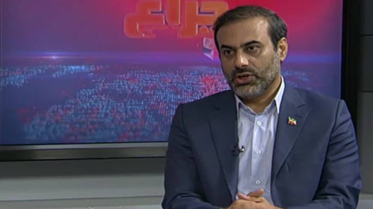تحصیل بیش از ۳۳ هزار دانشجوی افغانستانی در ایران + فیلم