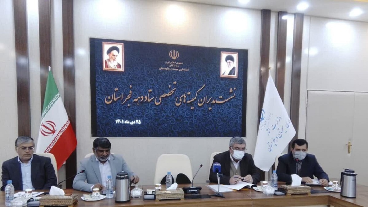 جهاد تبیین محور اصلی برنامه های دهه فجر باشد