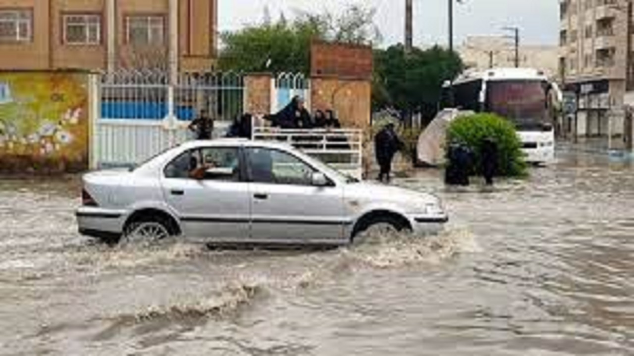بارش بیش از ۹۴ میلیمتر باران در گناوه