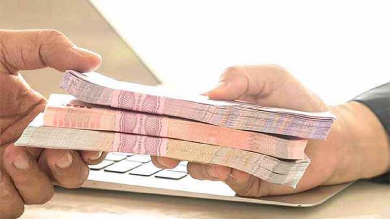 متقاضیان همچنان در انتظار دریافت وام بانکی