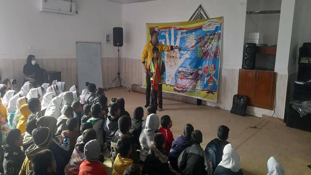 ۸ هزار دانش آموز با فرهنگ ترافیکی آشنا می‌شوند