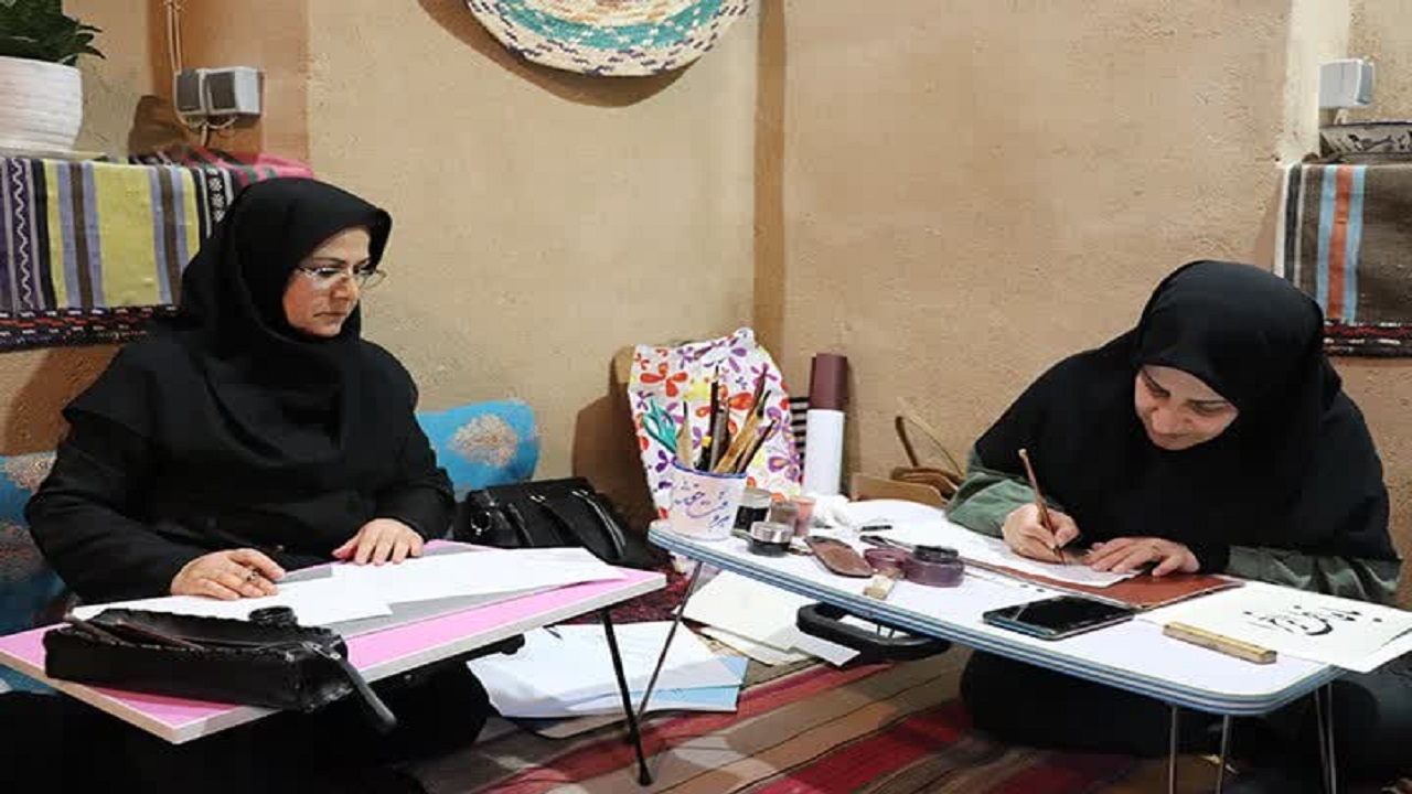 برگزاری جشنواره ملی بداهه‌نویسی «مشق مادر» در یزد