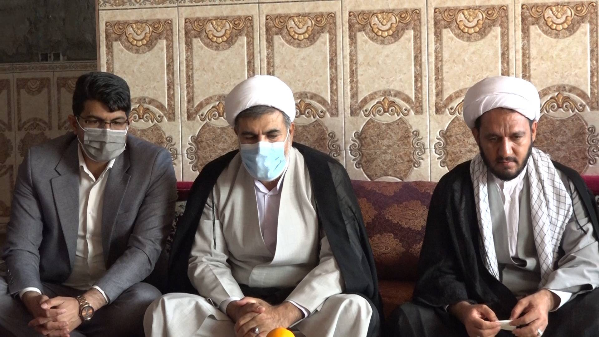 تجلیل نماینده‌ی بم ، فهرج، ریگان و نرماشیر از جوان فداکار فهرجی