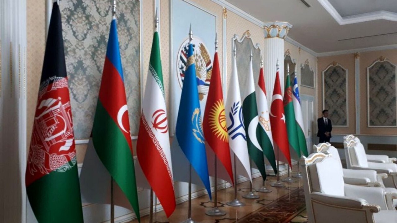 دیپلماسی آموزشی با کشورهای همسایه را آغاز خواهیم کرد