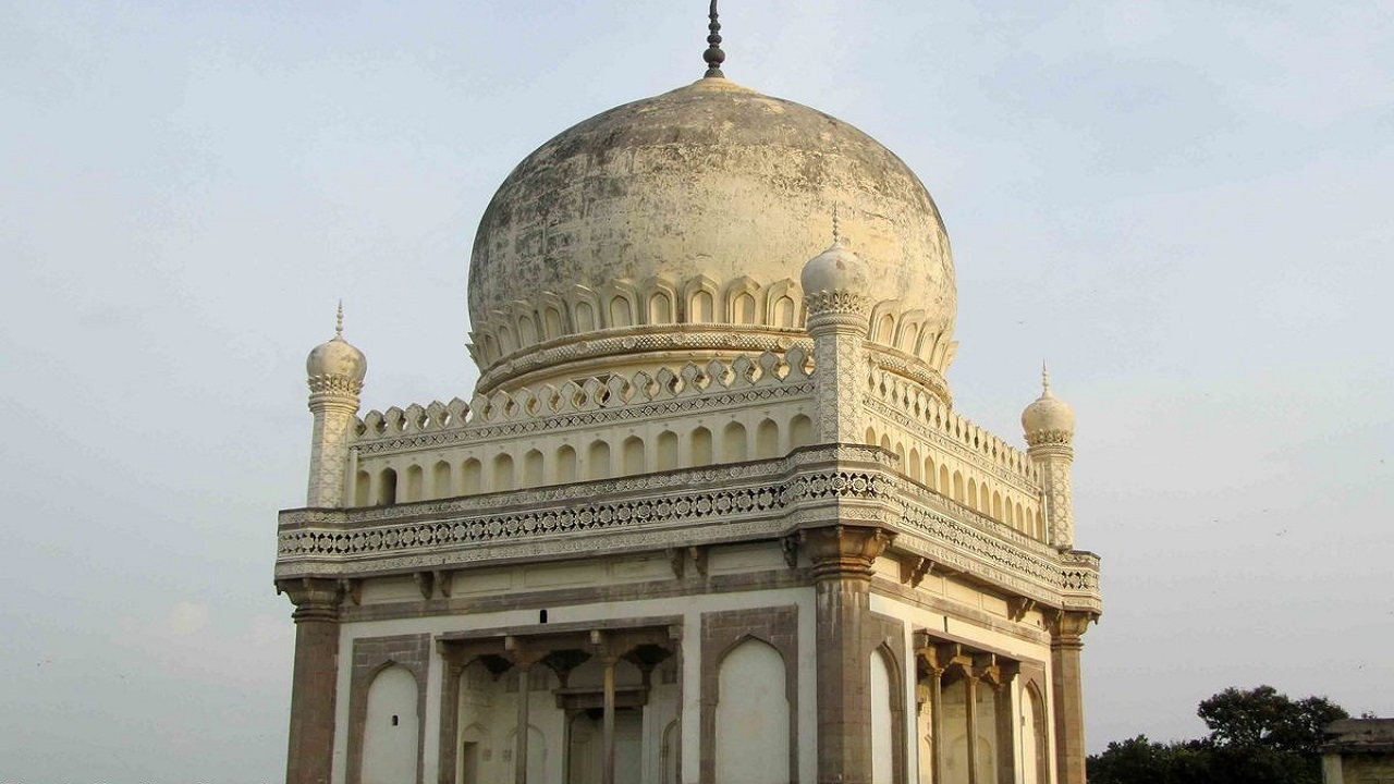 تخریب یک مسجد تاریخی دیگر در هند به بهانه تعریض خیابان