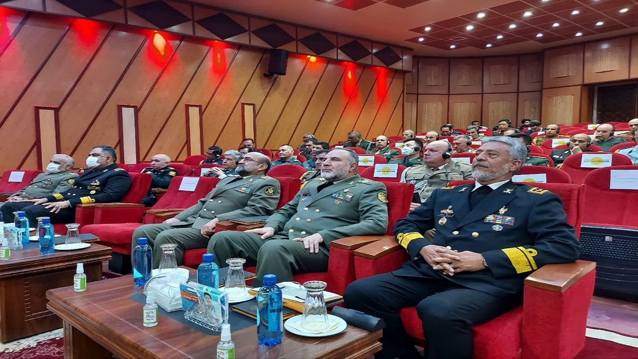 نشست سالیانه وابستگان نظامی کشور‌های خارجی مقیم تهران با معاون هماهنگ کننده ارتش
