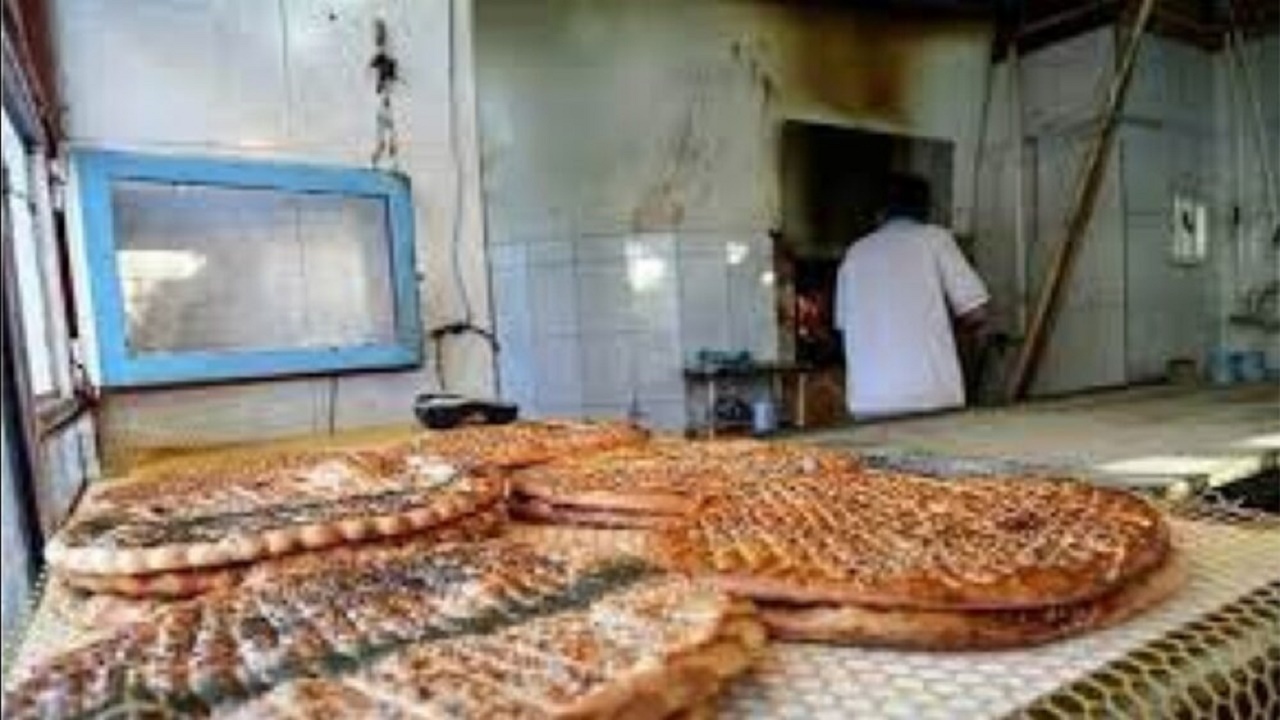 ذخیره کافی آرد مازندران تا عید