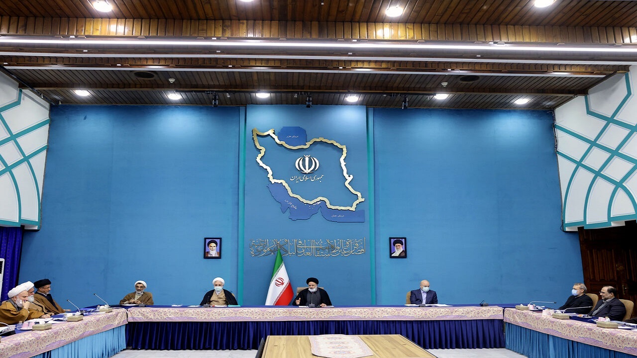 مقام معظم رهبری از شورای انقلاب فرهنگی توقع راهبری یک تحول عمیق را دارند