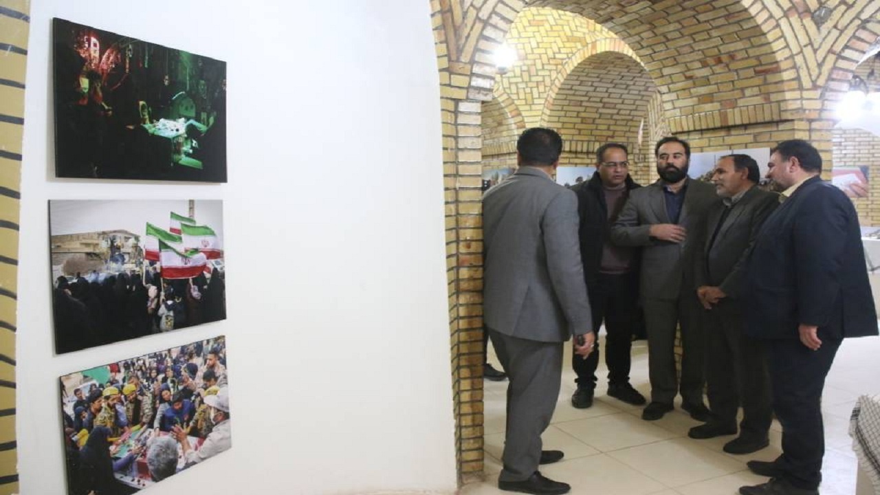نمایشگاه عکس گرمای حضور در رفسنجان