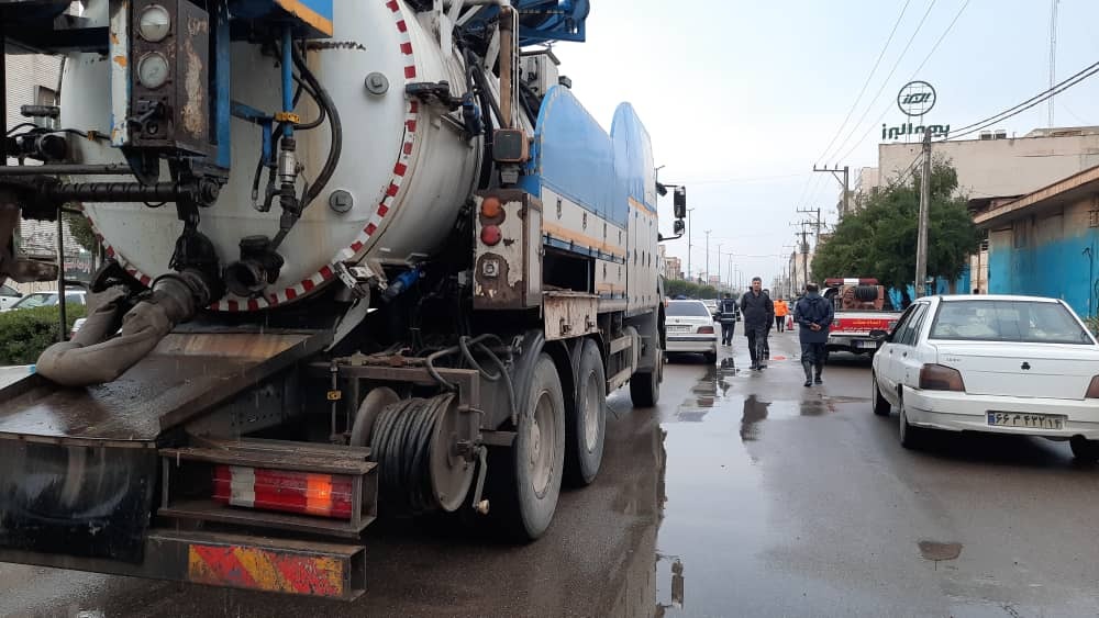 بسیج امکانات برای جمع آوری آب‌های سطحی از معابر