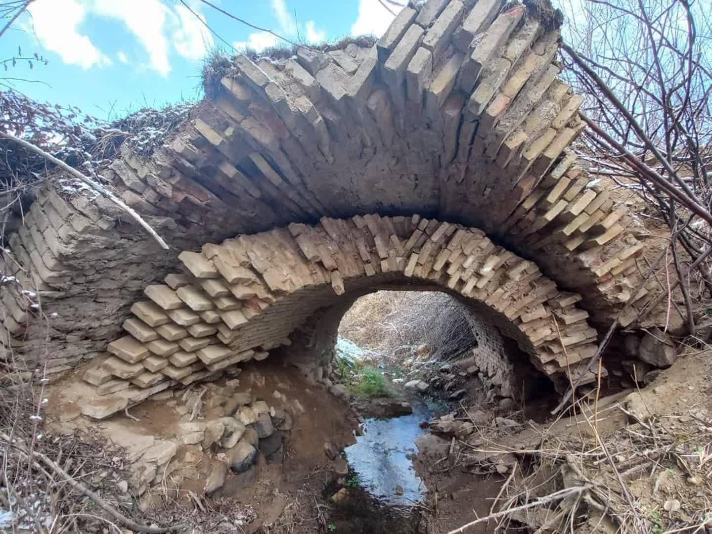 انتظار ۱۰ ساله اهالی روستای بابا پیر برای مرمت و بازسازی پل دره چولی