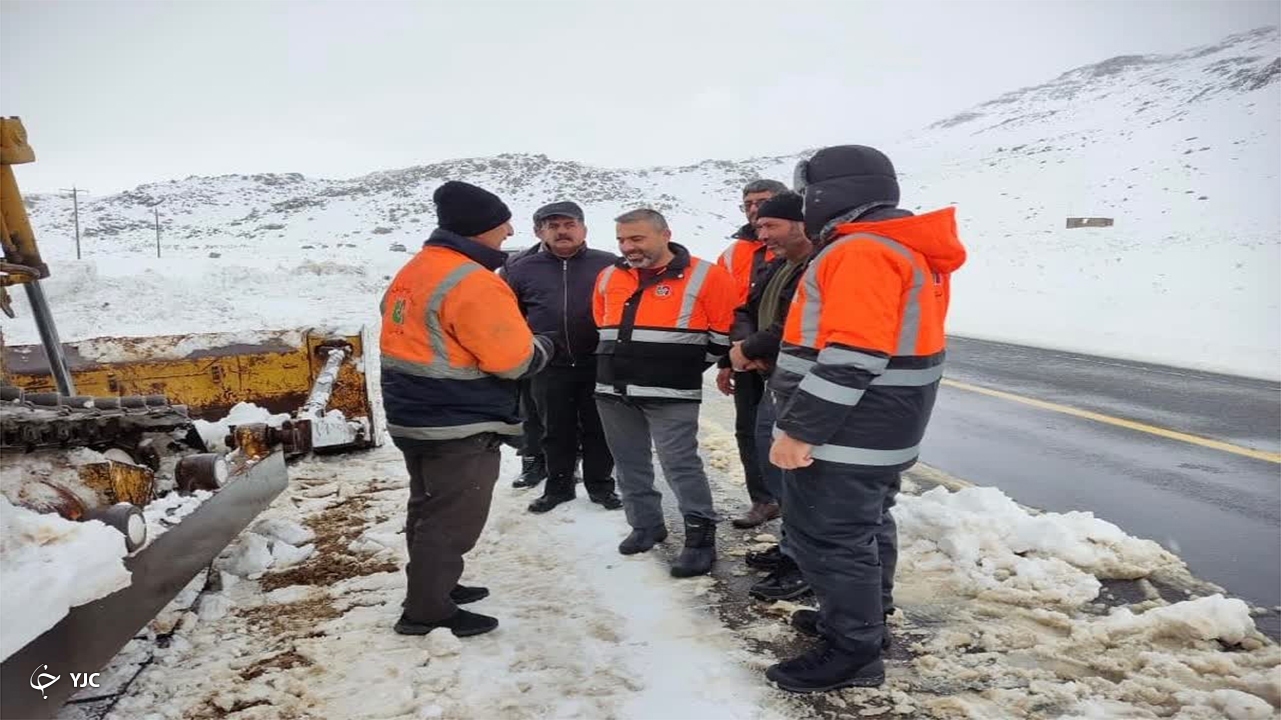 برف‌روبی ۶ هزار و ۲۵ کیلومتر از جاده‌های فارس