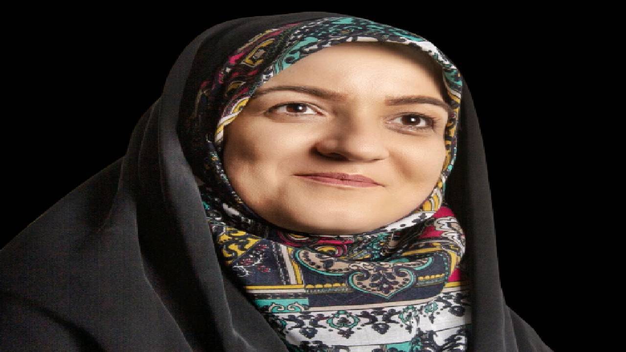 اعلام استقلال و بالندگی شعر زنان در ادبیات